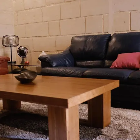 Soul Dive Town House - Malta *